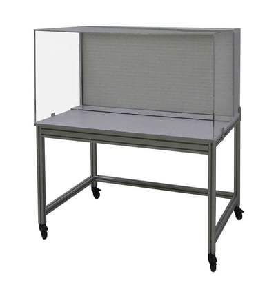 MRB-02_13580_mit-Tisch